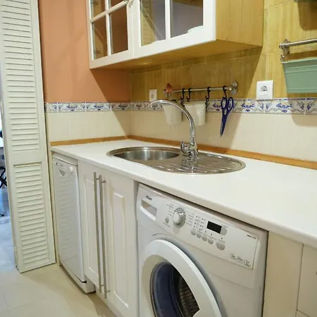 Lägenhet Apartamento Daoiz *